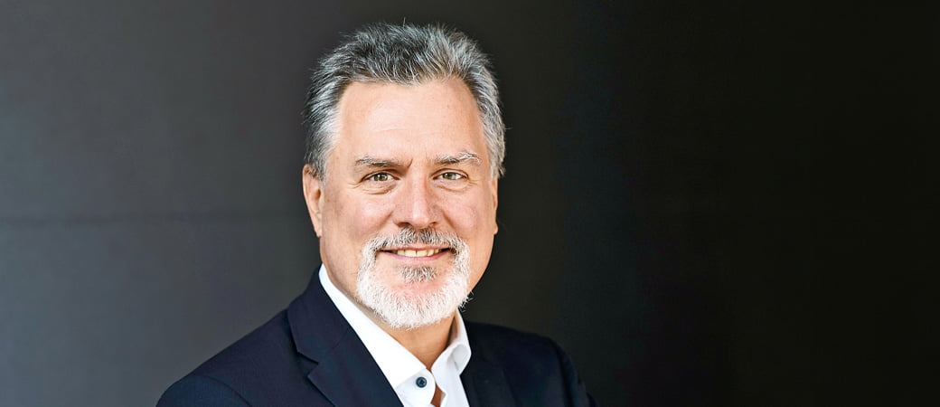 Portraitbild Falk Schimmann, Abteilungsleiter Leistungsexpertise und -entwicklung CSS